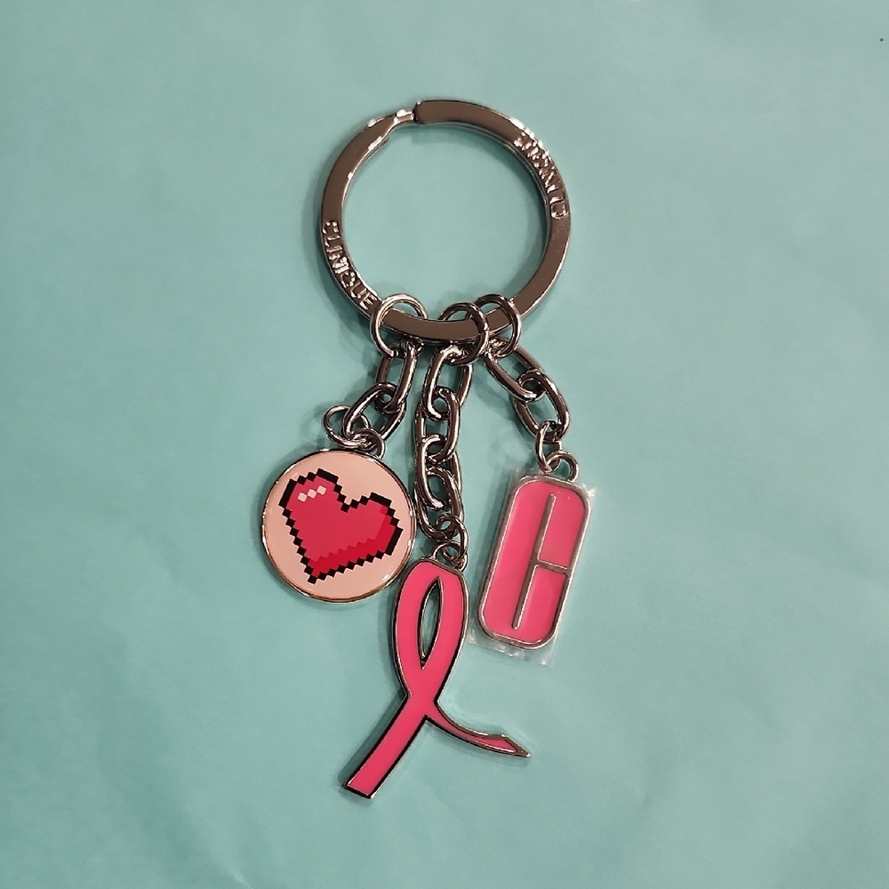 CLINIQUE Pink Heart Keychain